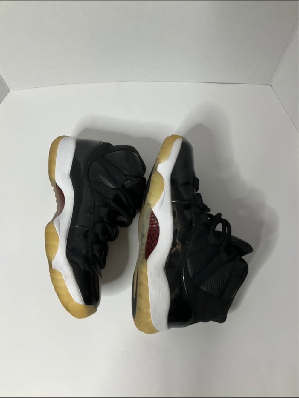 Nike Air Jordan 11 Retro 72-10 6 Youth